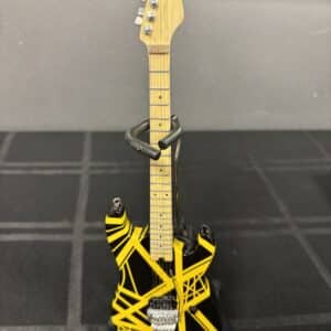 Eddie Van Halen - EVH Van Halen Bumblebee Black & Yellow Mini Guitar